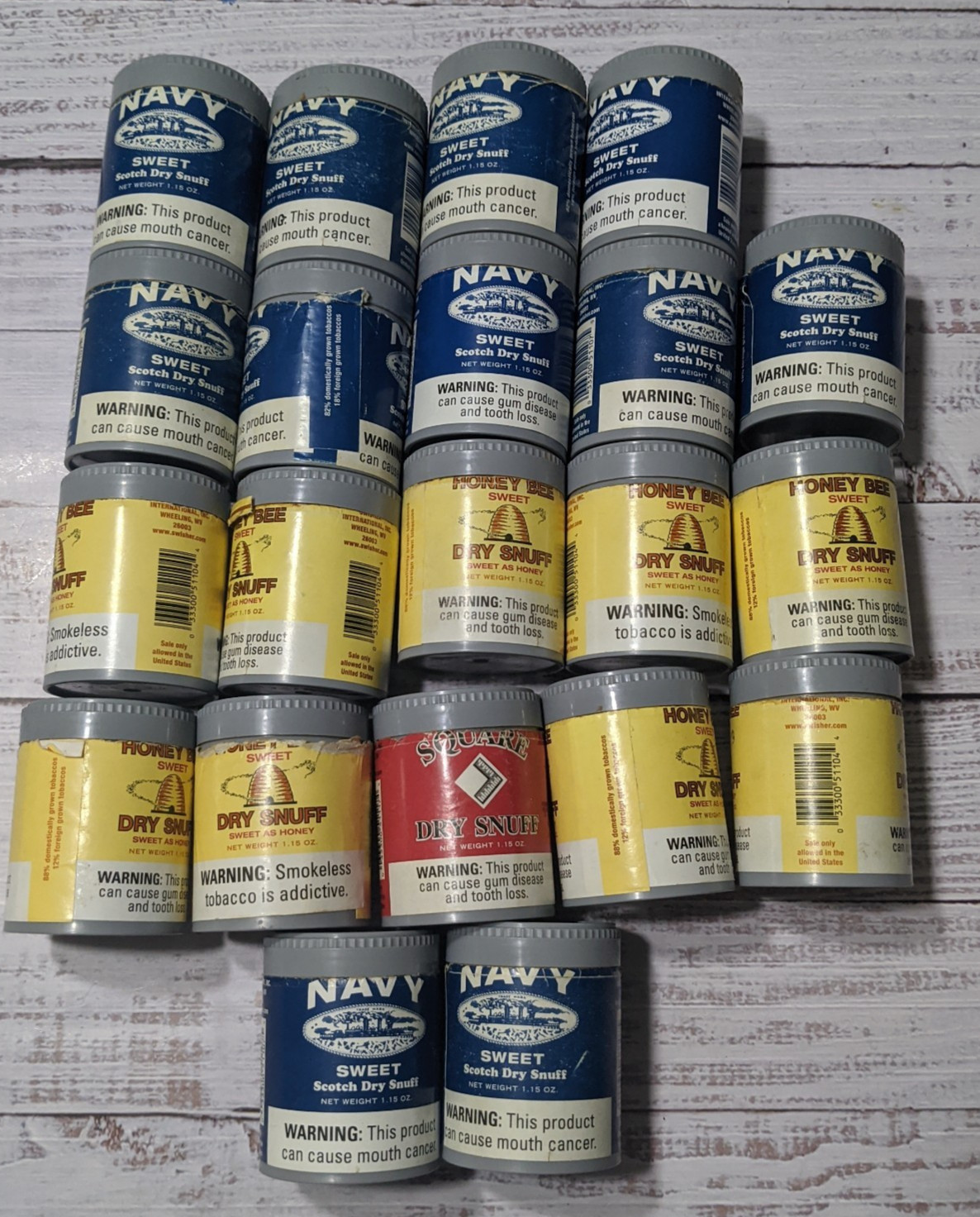 21 Empty Snuff Cans Plastic Containers Navy Honey Bee Crafts Hardware/Tackle