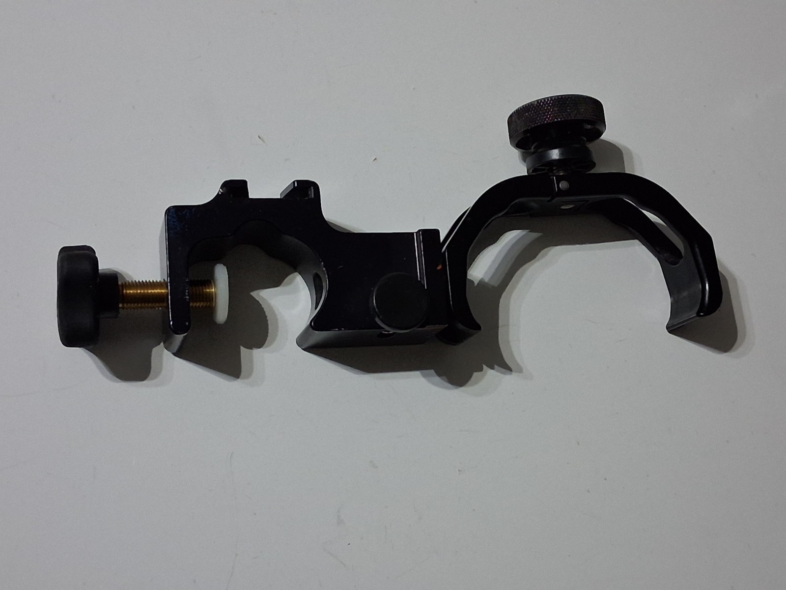 Trimble TSC3 Pole Mount Set (Pole Clam And  TSC3 Bracket) In Good Condition.