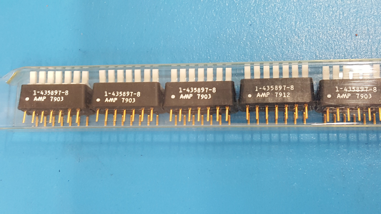 Toggle Dip Switch, Breadboard Switch, 7 Position, AMP, 1-435897-8, LOT OF 4 Pcs