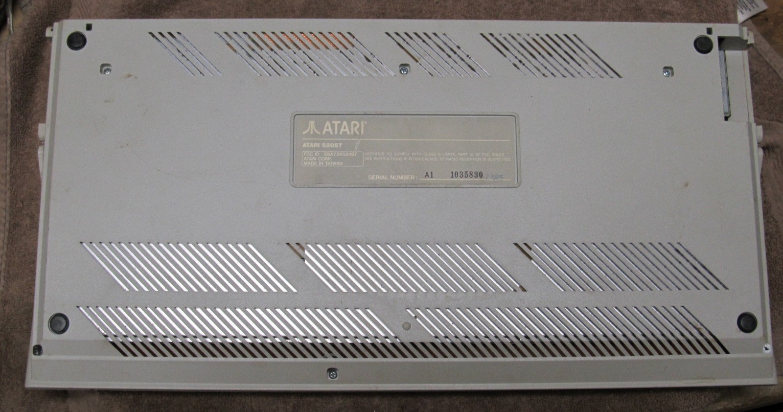 Vintage Atari 520ST Computer