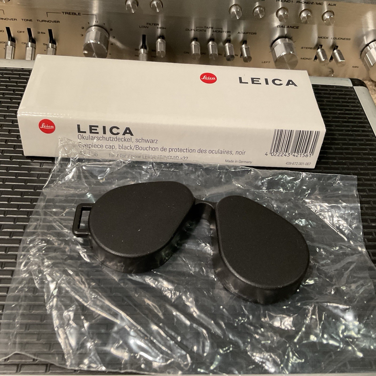 New Leica Trinovid BA/BN 32 Eye Piece Cap  (1990-2003 model)