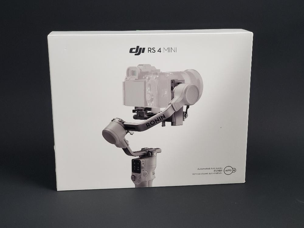 DJI RS 4 Mini Camera Gimbal Stabilizer 4.4lb Payload Auto Axis Locks Vertical