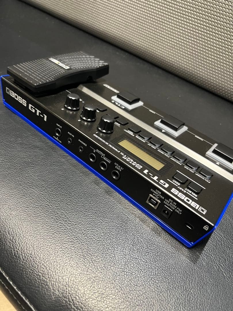 BOSS GT-1 437266
