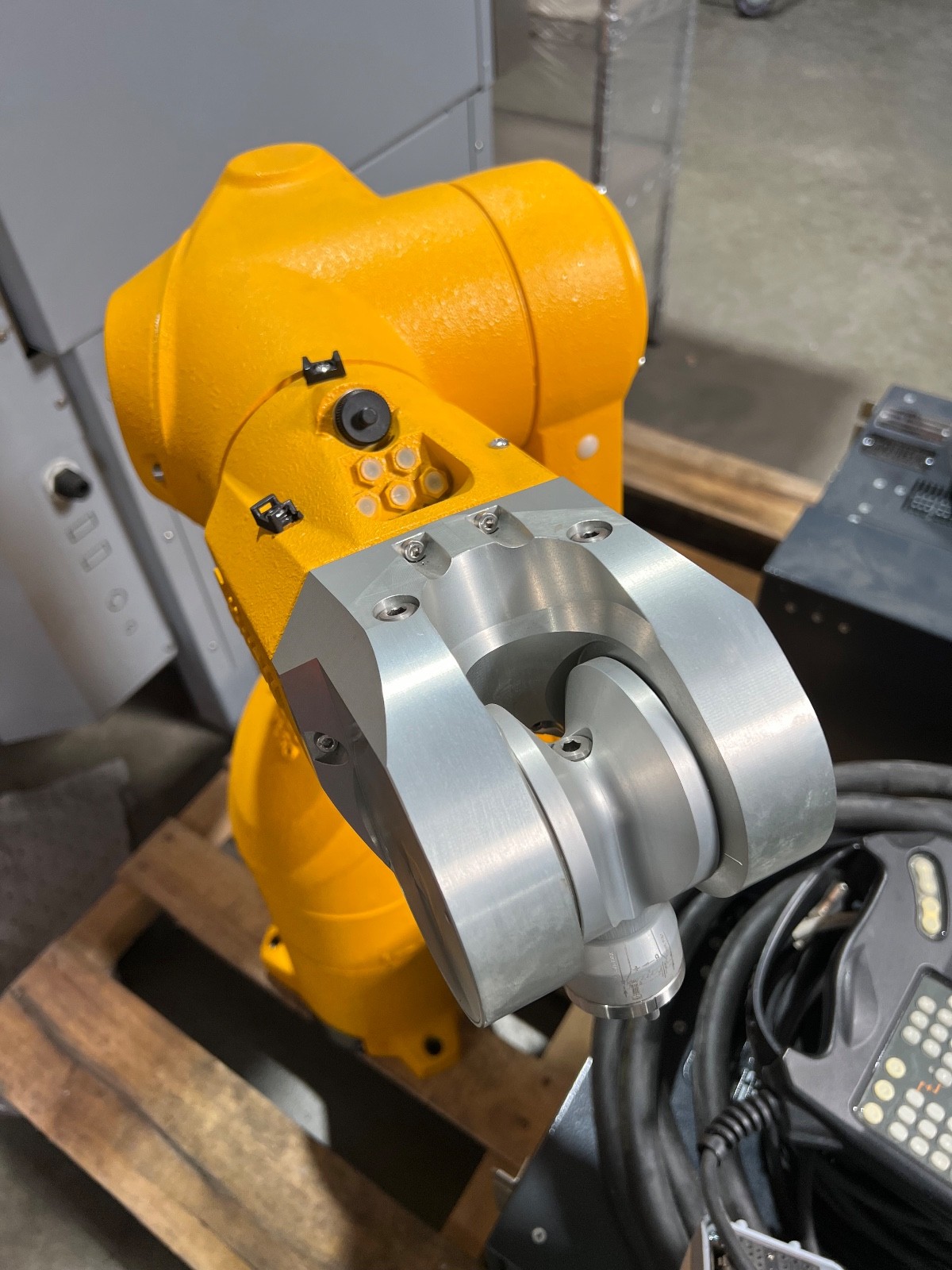 Staubli TX60 6-Axis Robot with CS8C Controller SP1 D21142102 Pendant & Cables