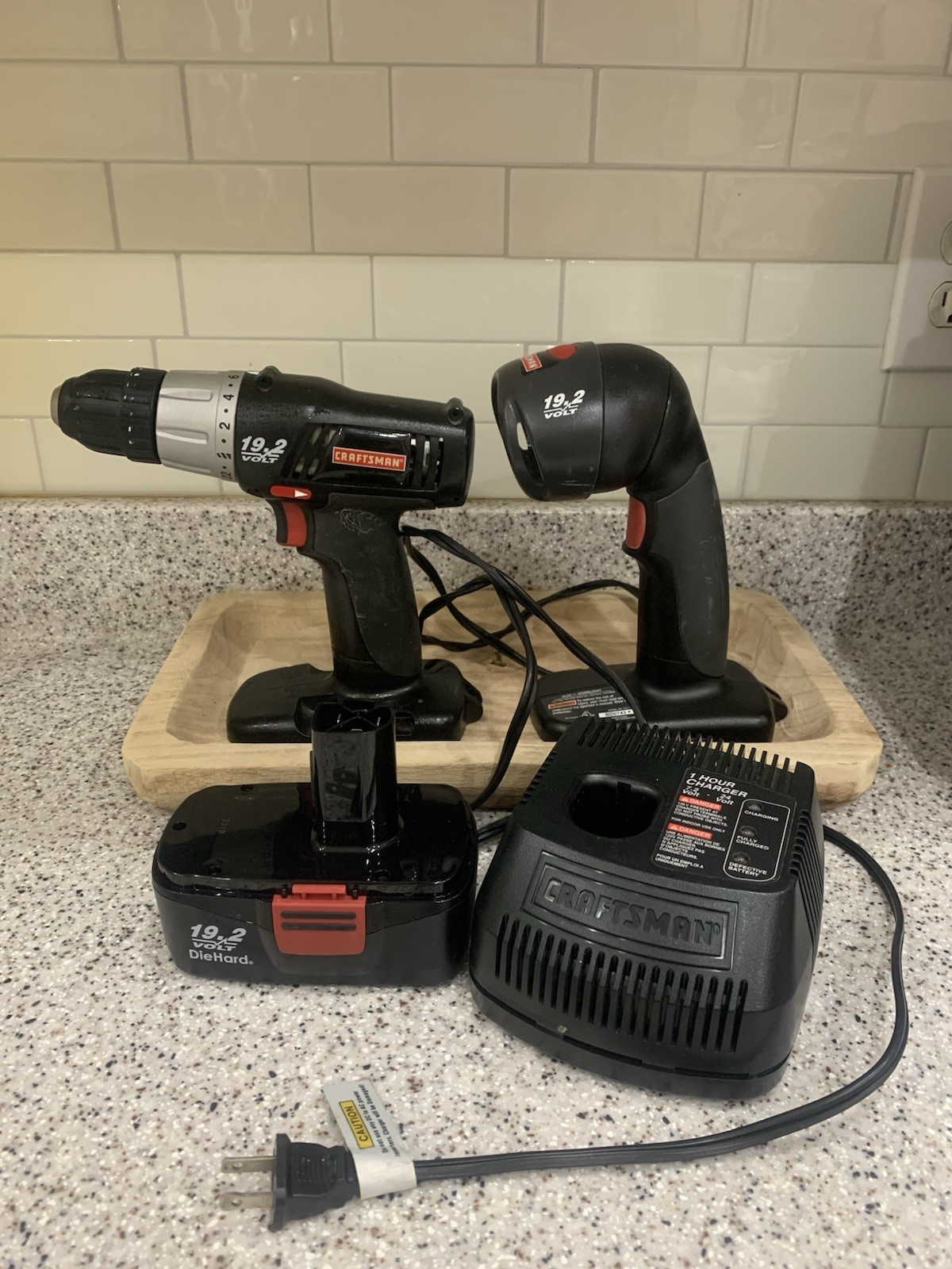 Craftsman 19.2 Volt Drill, Light, Battery & Charger  USED BUT TESTED & WORKING