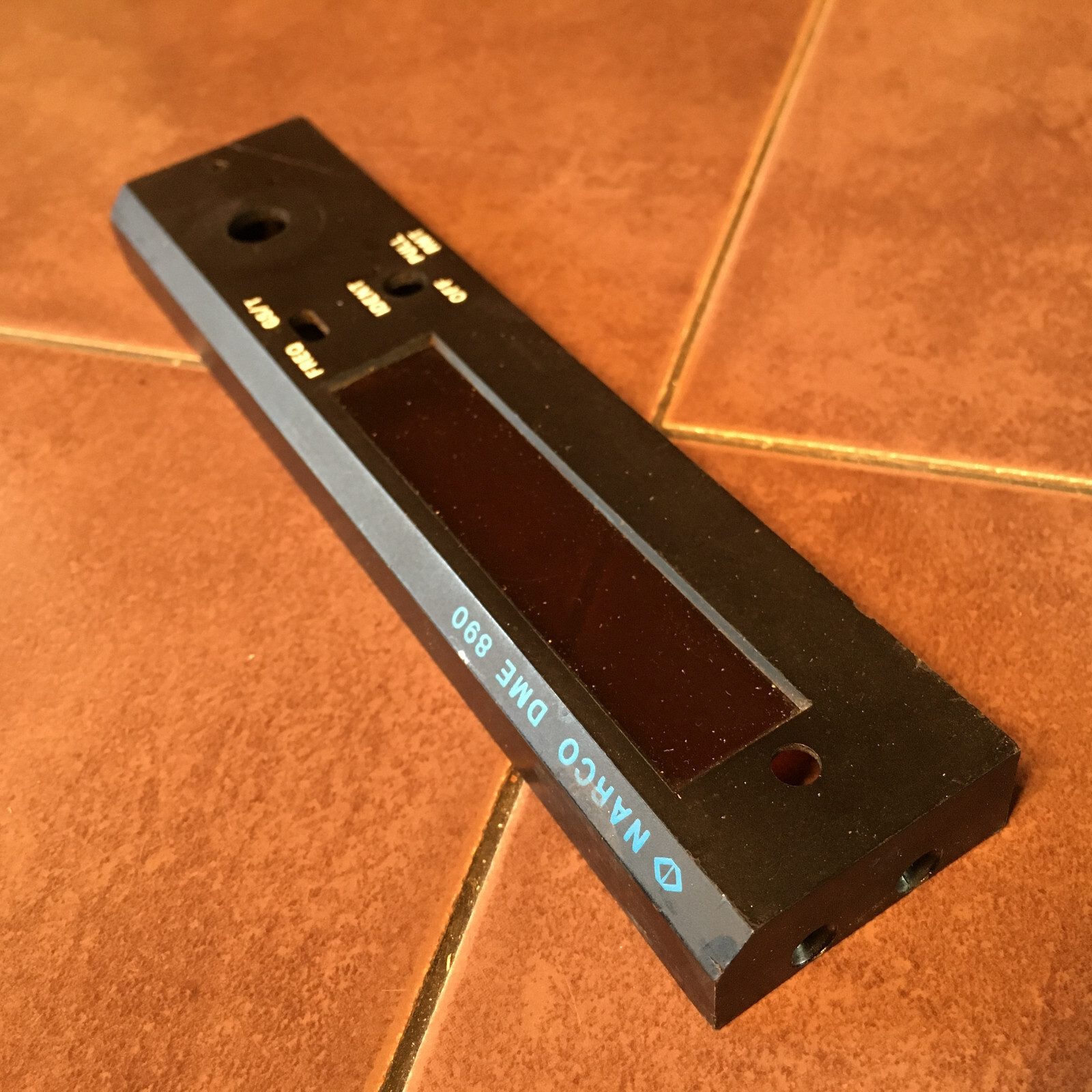 Narco DME-890 Faceplate
