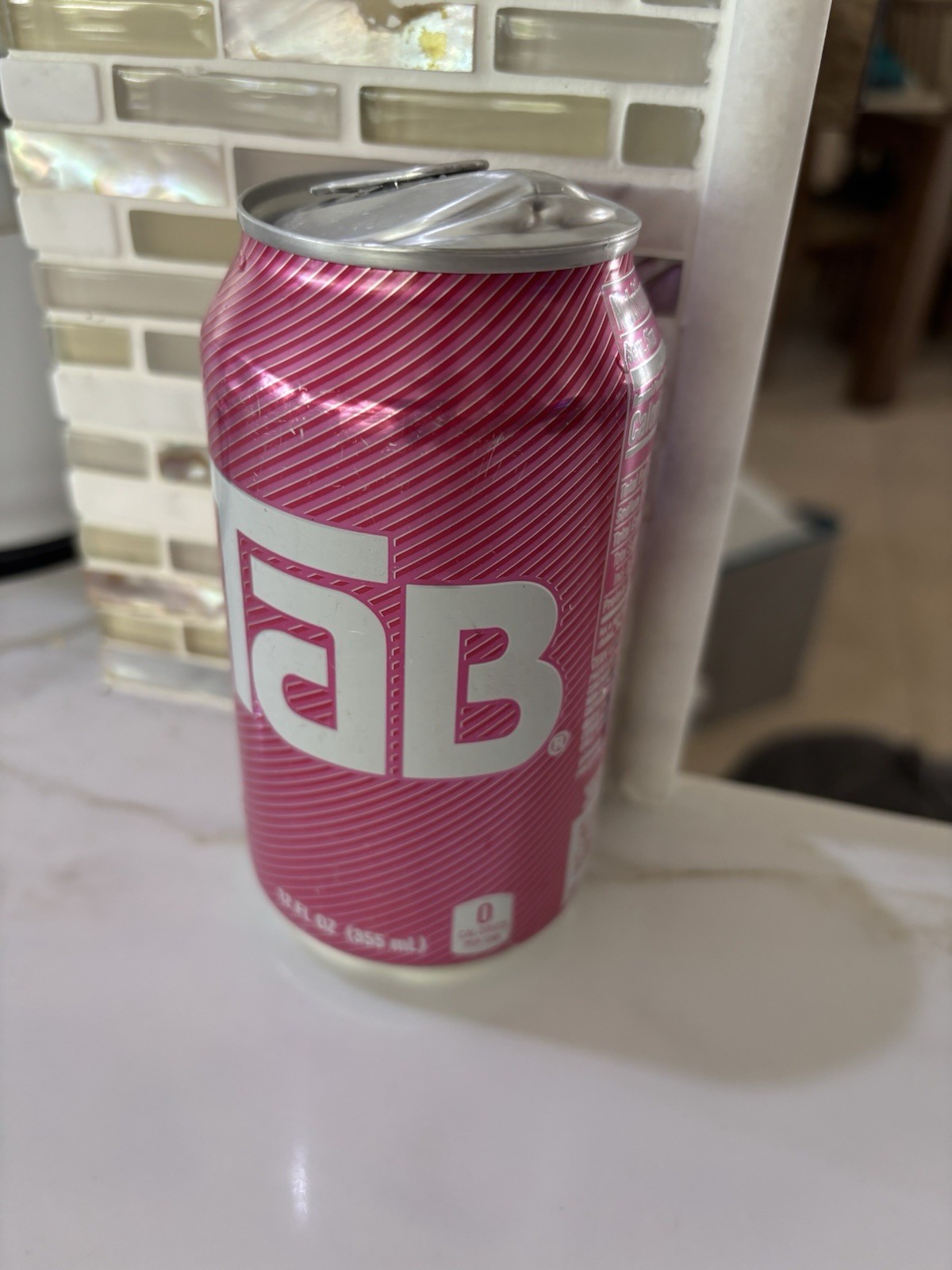 ORIGINAL TAB SODA POP BY COCA COLA COLLECTABLE ONLY Full CAN UNOPENED/SEALED