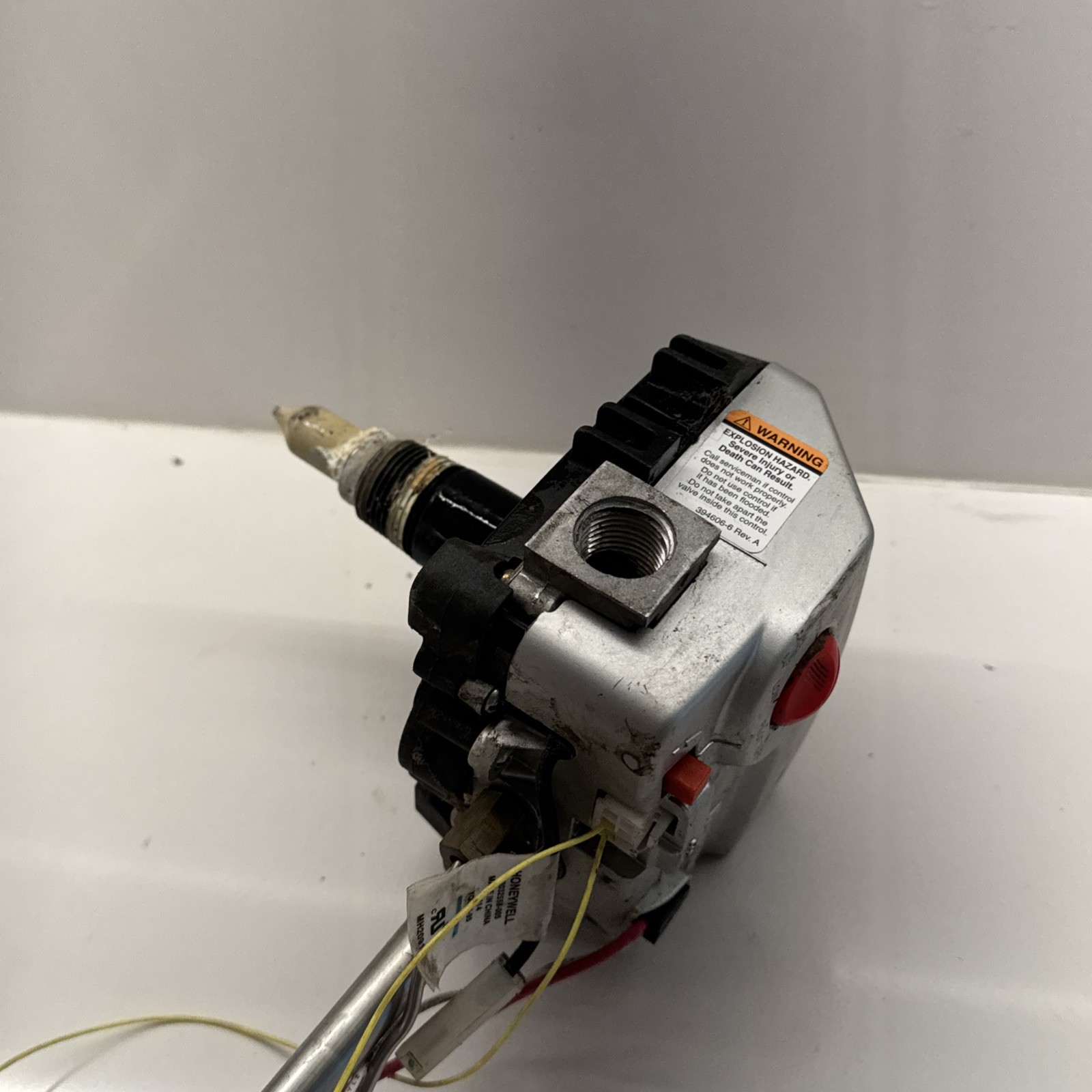 Bradford White Gas Control WV8860A1010