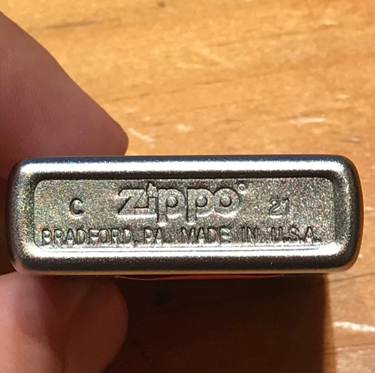 CLASSIC ZIPPO LIGHTER FLYING EAGLE DESIGN SOVEREIGN POWER WITH ORIGINAL CASE