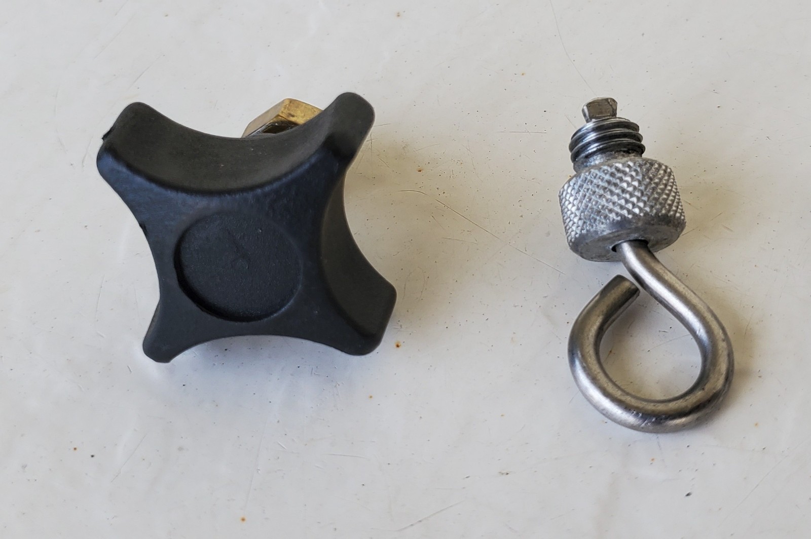 2 MANFROTTO 3251 TRIPOD HARDWARE / BOLTS