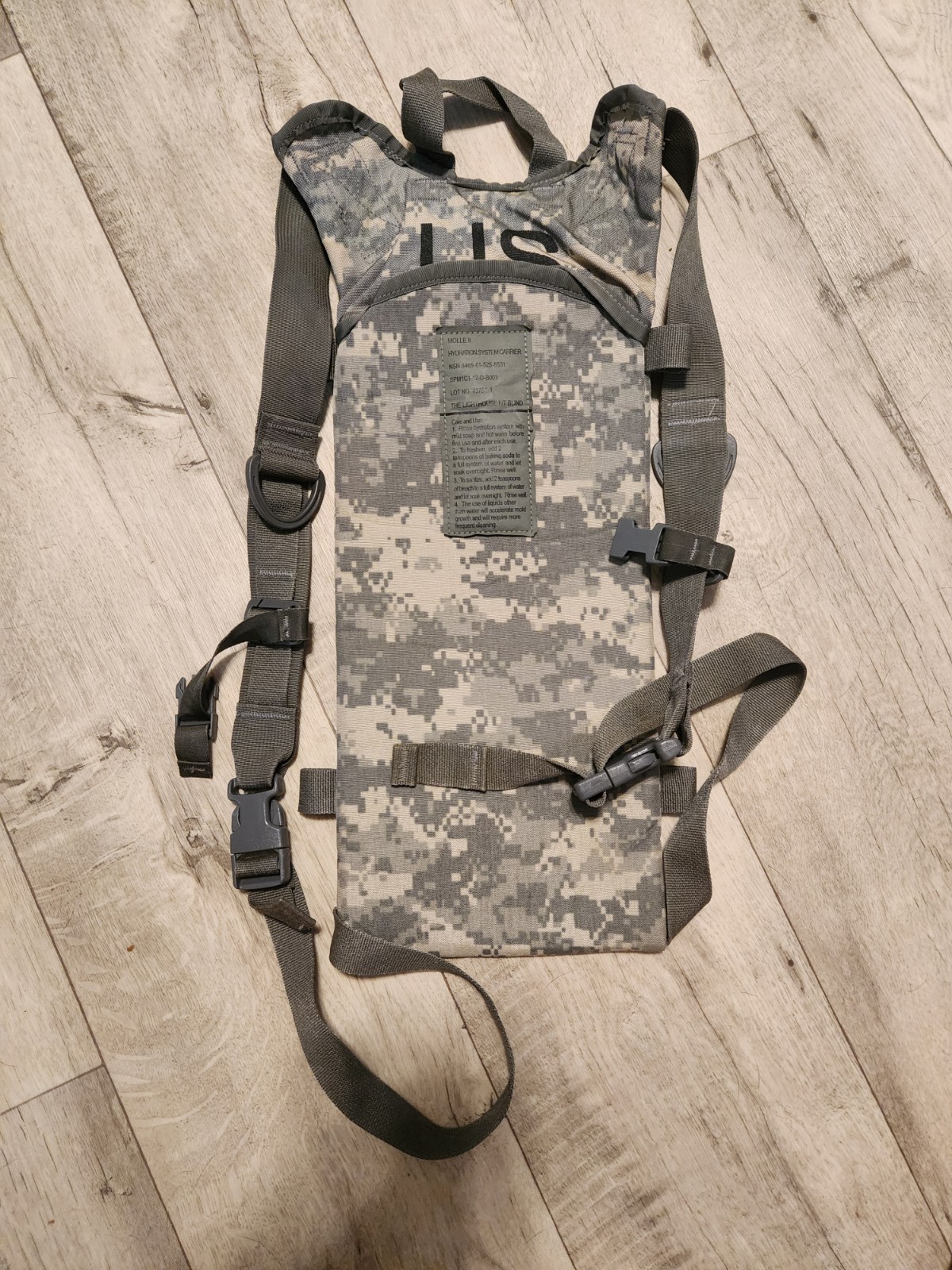 NOS Army Molle II Hydration System Carrier, ACU, No Bladder