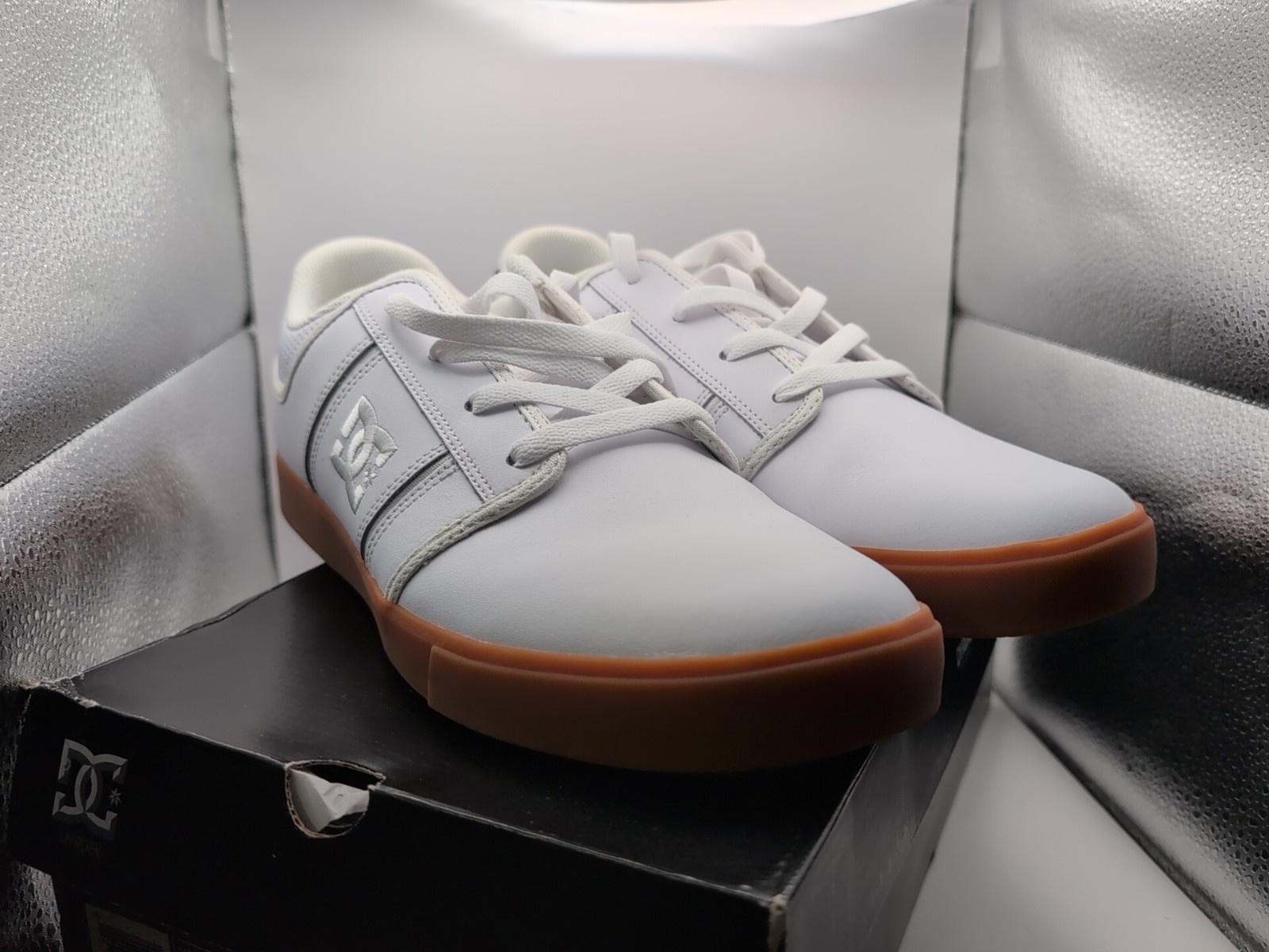 Mens 2014 DC Shoes RD Grand SE Skate Shoes Rob Dyrdek White/Gum ADYS100207 Sz 13