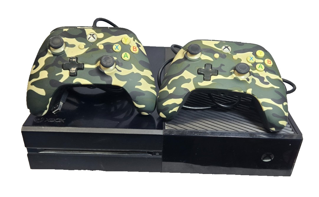 Microsoft Xbox One (Model: 1540) - 500GB Console - w/Two Wired Camo Controllers