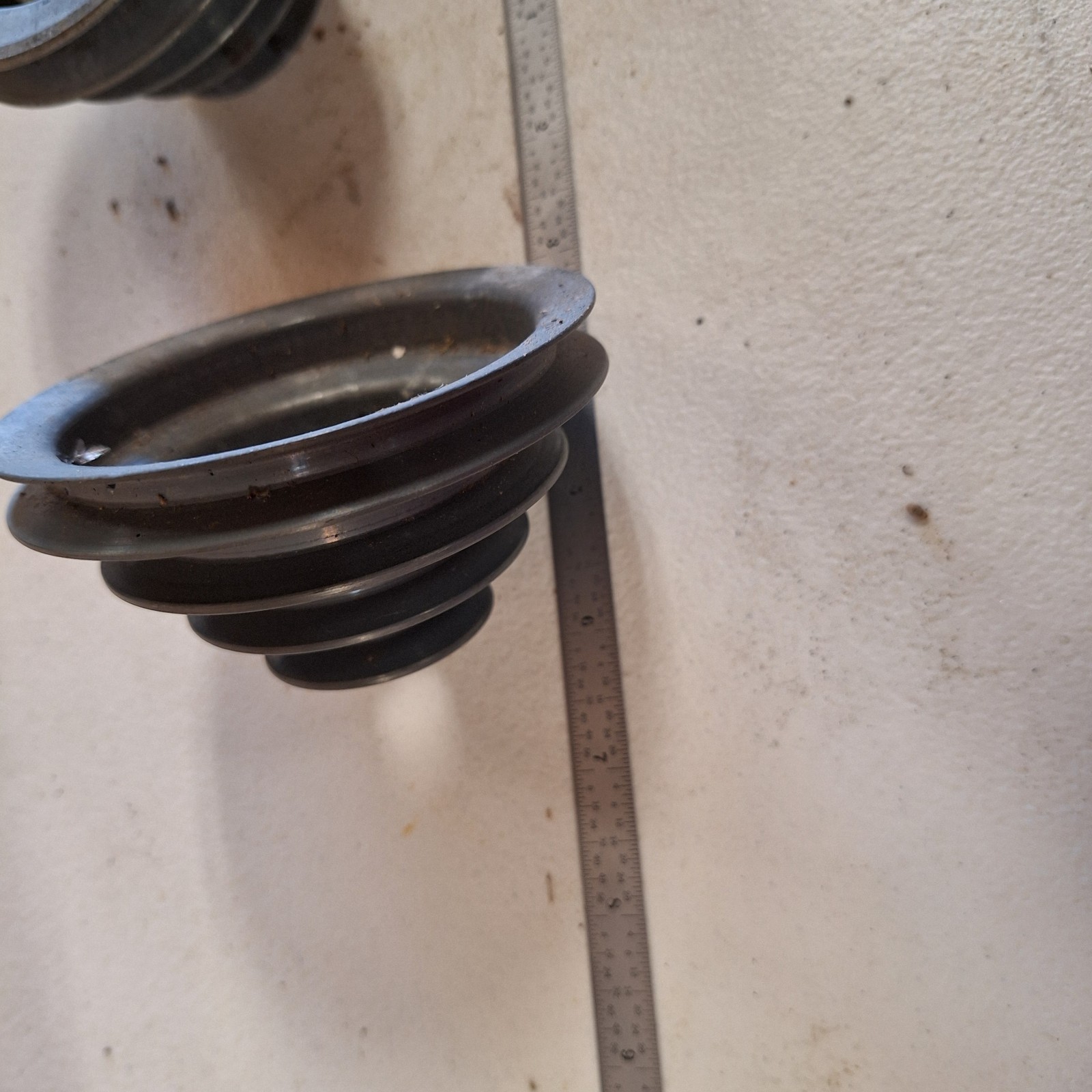 Congress -Browning or unlabeled 4 Belt Pulley - Silver