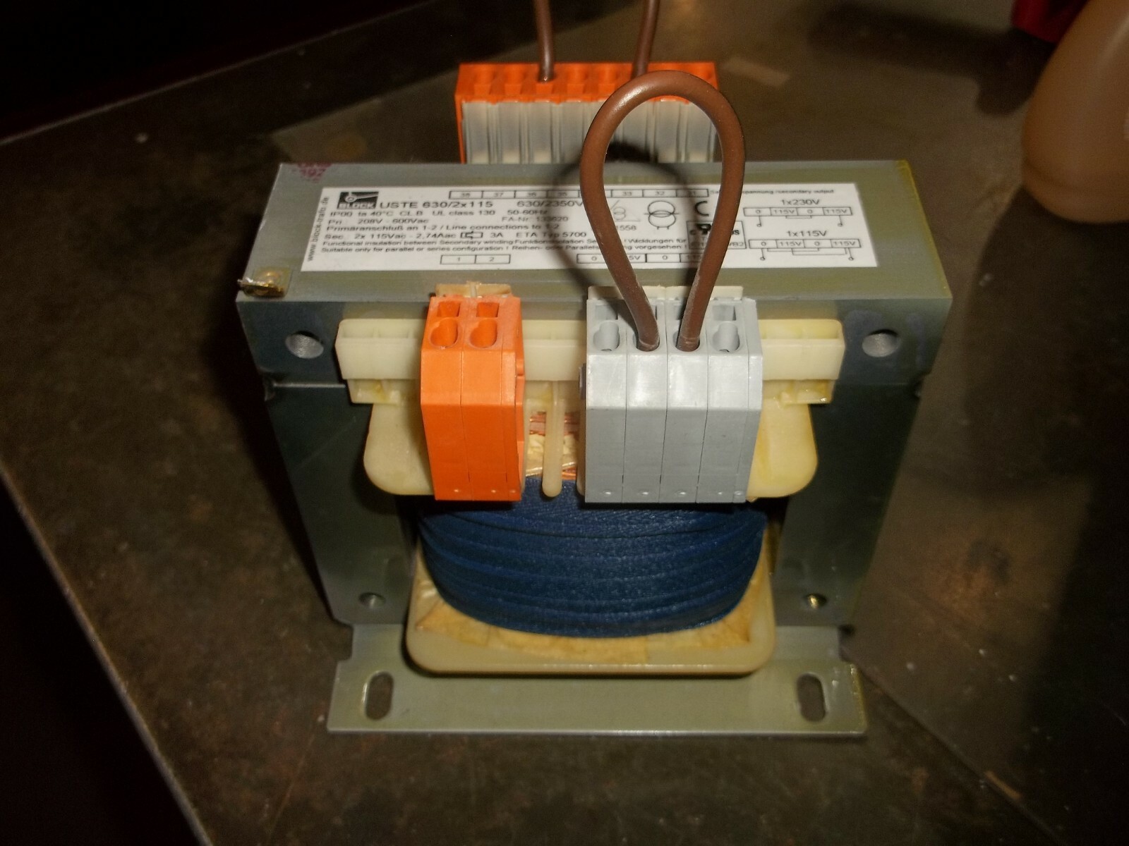 BLOCK USTE 630/2X115 630/2350VA CLASS 130 TRANSFORMER (P12)