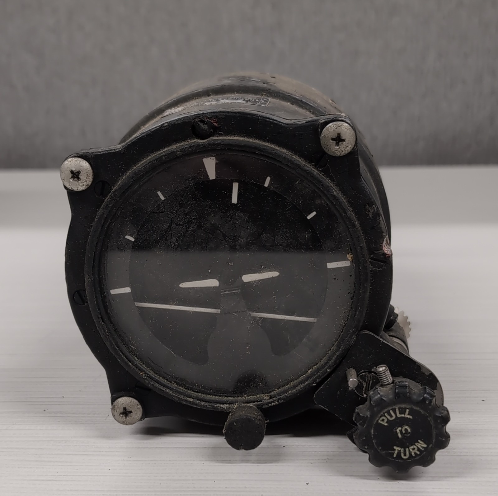 Gyro horizion Indicator Model: AN 5763-1, P/N: T-95100