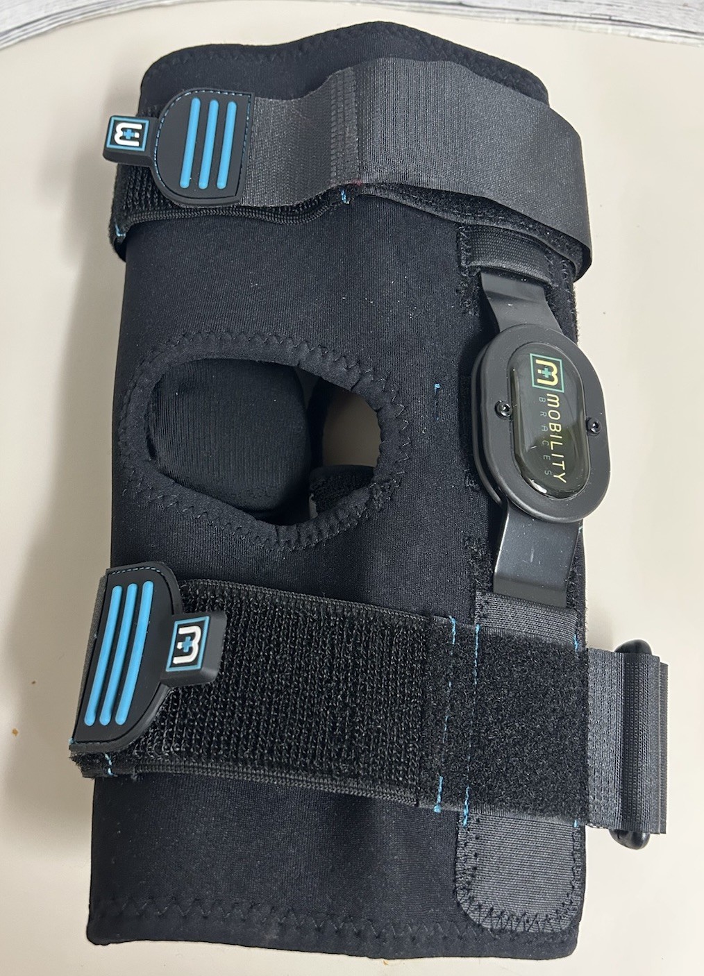 Mobility Braces Ready Knee Brace Black Size M Adjustable Universal