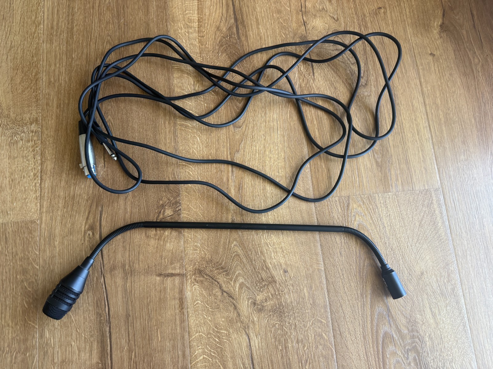 ASG Goosneck Microphone with ˜100" Audio Cable Excellent Condition Tested Works