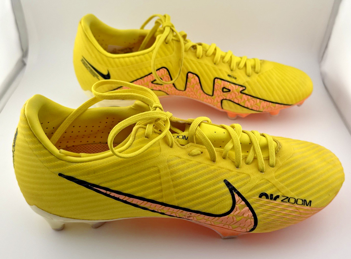 Nike Air Zoom Mercurial Soccer Cleats Size 6.5 Men (8 Women) Yellow Orange