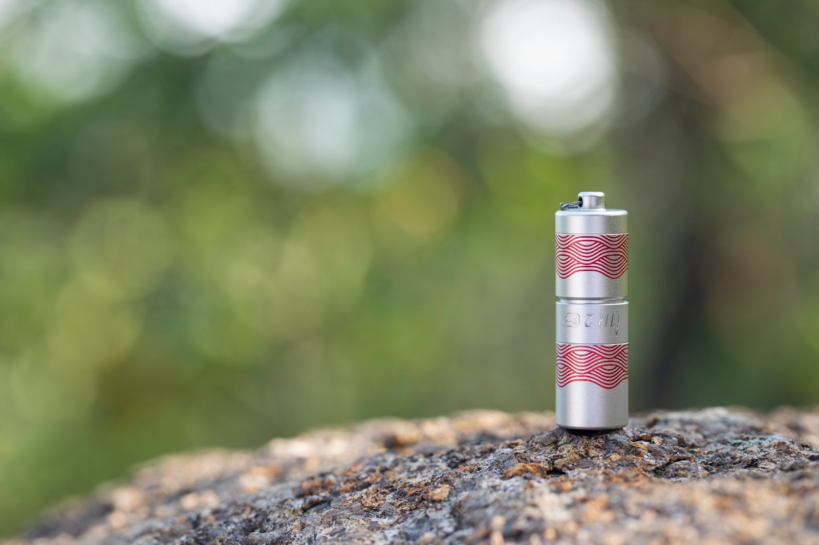 Olight I1R 2 PRO Flow Tiny USB-C Rechargeable Keychain Flashlight, 180 Lumens
