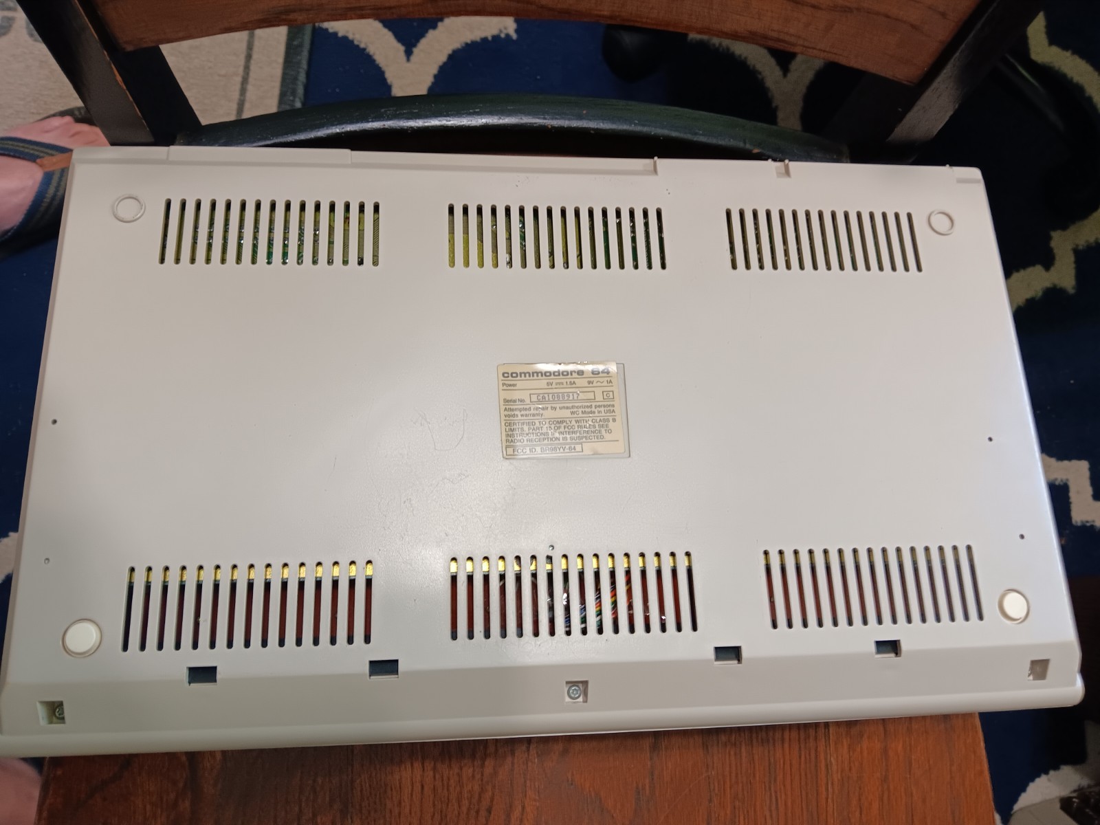 RECAPPED, CLEANED, TESTED, WORKING NTSC Commodore 64.