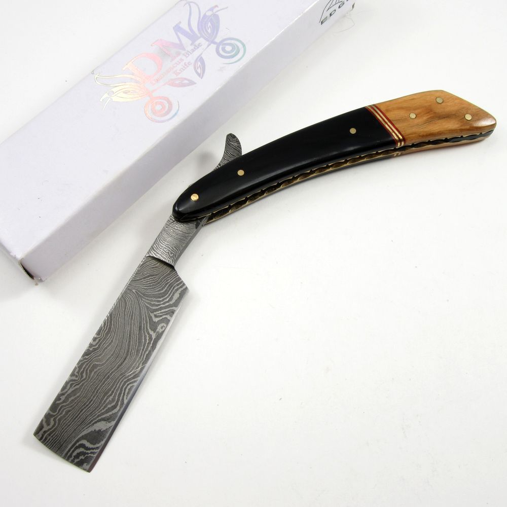 STRAIGHT RAZOR | Damascus Steel Blade Barber Shaving Blade Walnut + Horn Handle