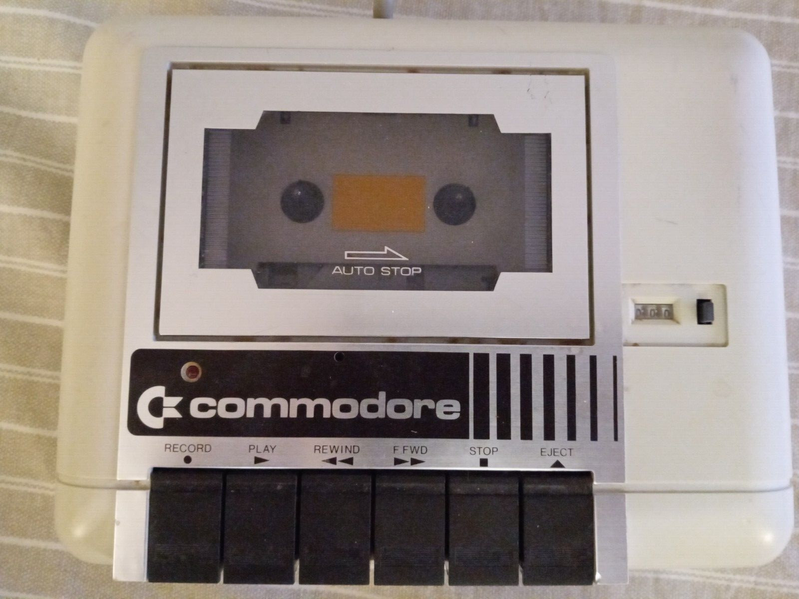 Vintage 1982 Commodore VIC-20 Computer, Datassette, Power Supply, Manual WORKING