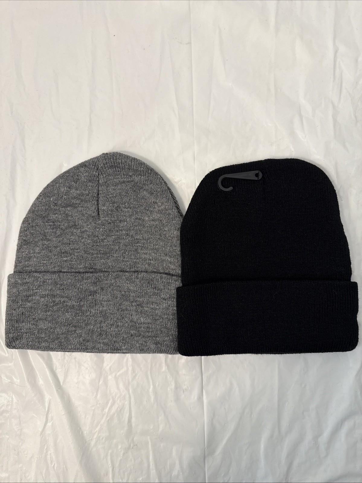Lot Of 2 Adult Fall/Winter Knit Acrylic Beanies Black, Gray
