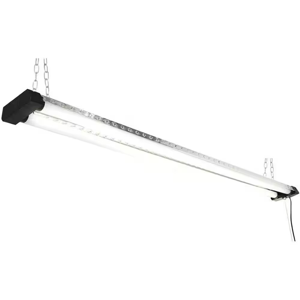 4 Ft. 5500 Lumens Treadplate Shop Light