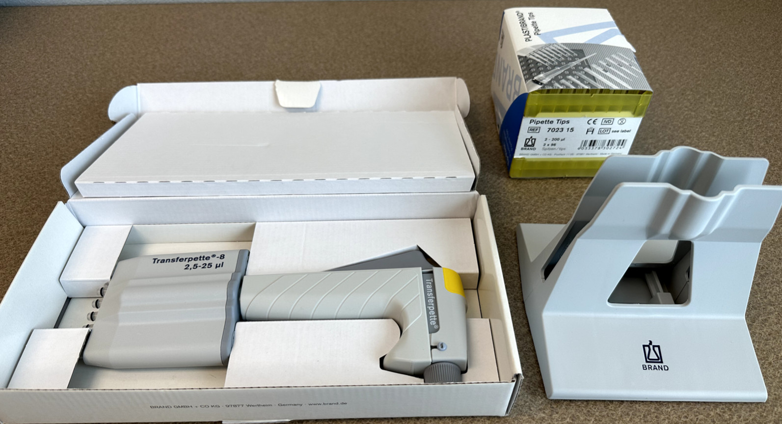 NEW Brandtech Transferpette 8-Channel Pipette/ Pipettor  | 2.5-25uL