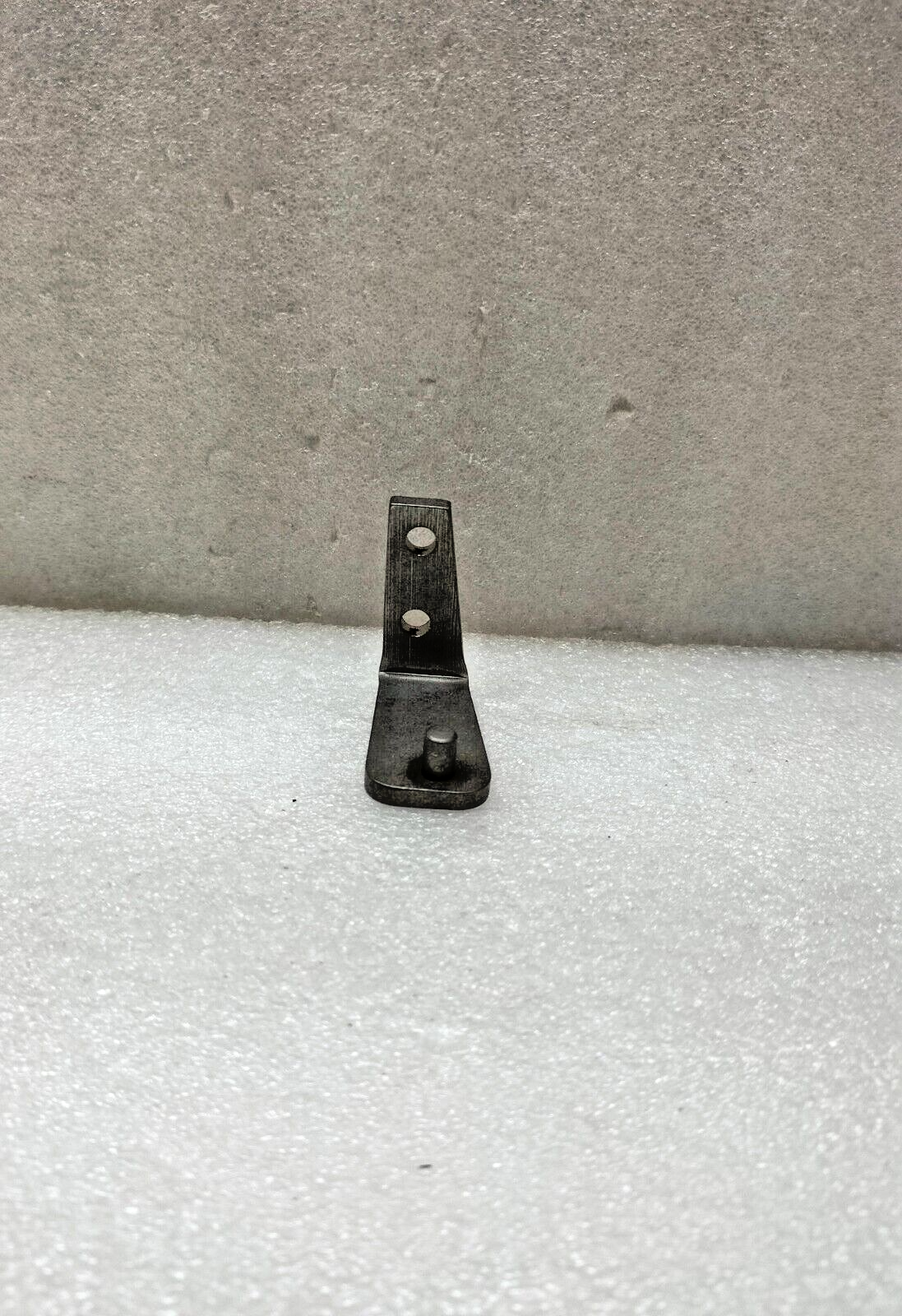 MARKET FORGE 91-6476 BOTTOM HINGE