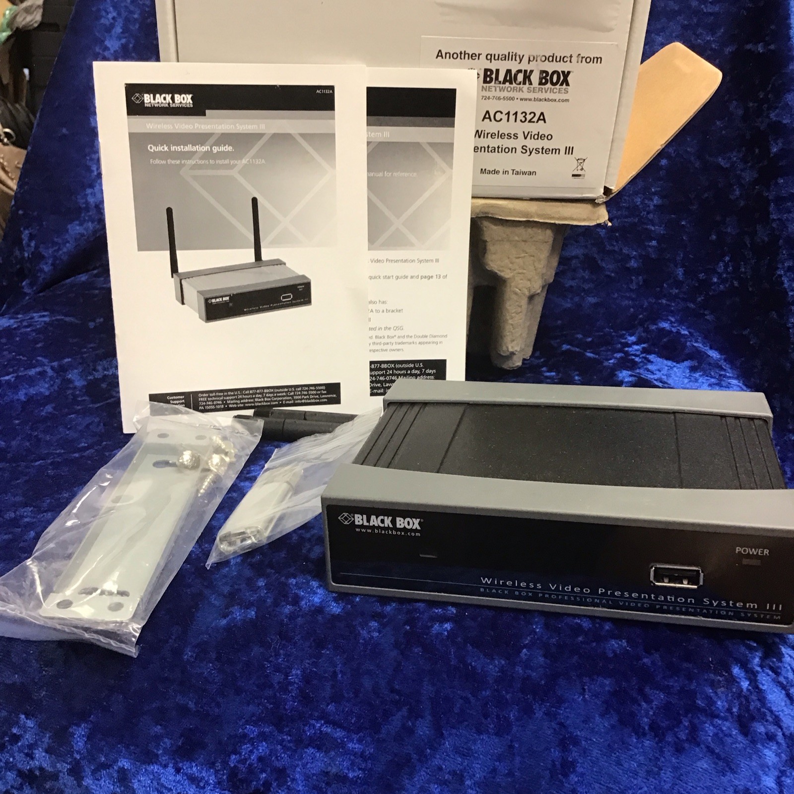 Black Box AC1132A Wireless Video Presentation System III