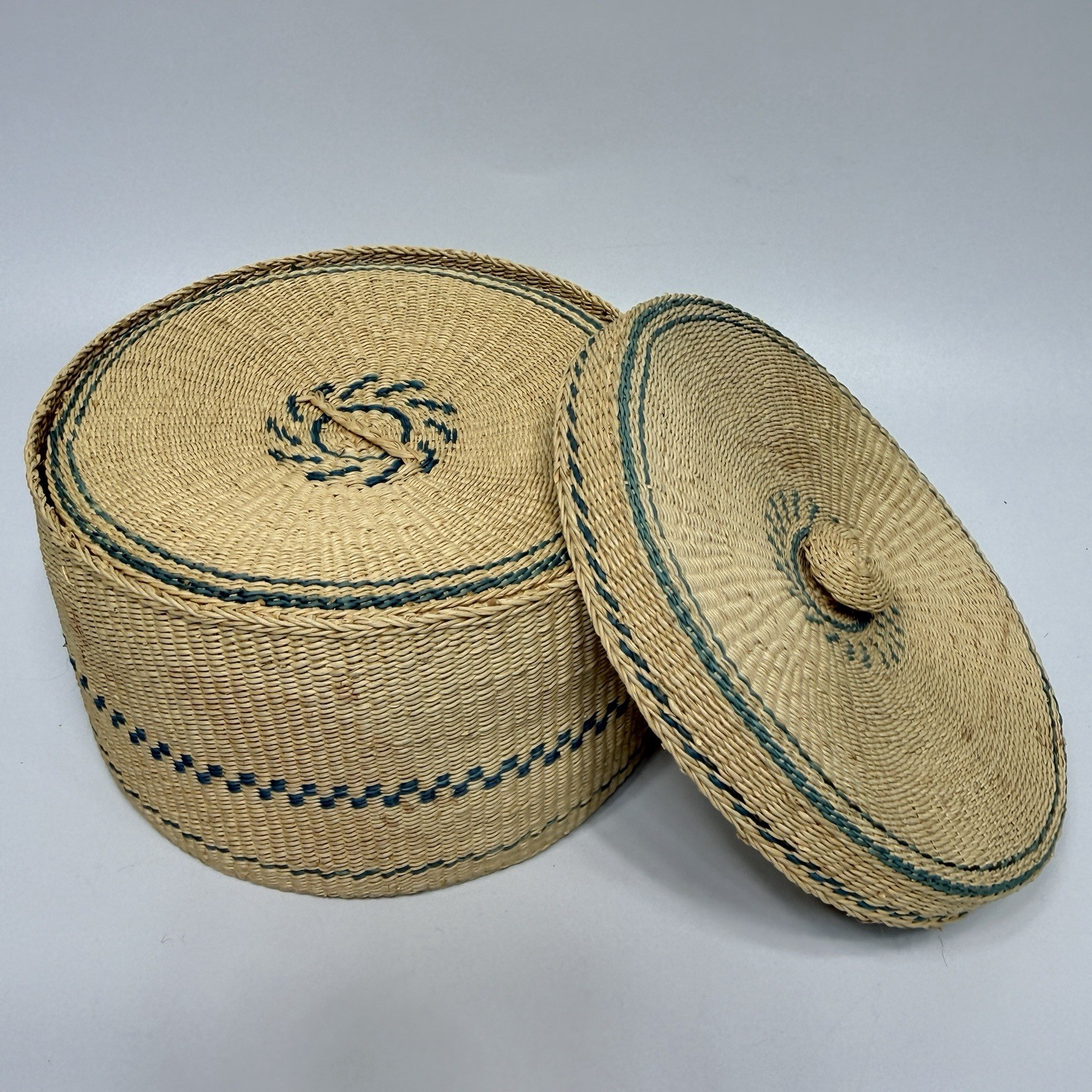 Set 2 Beige Teal Green Tightly Woven Nesting Baskets Lids Boxes Round 5.75" Boho