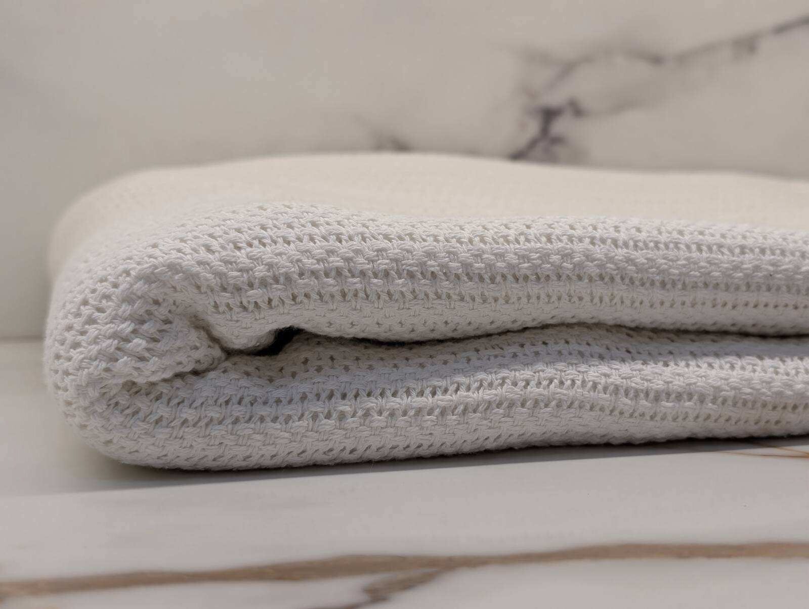 White Woven 100% Cotton Bed Blanket  66x90  Thin Lightweight Breathable