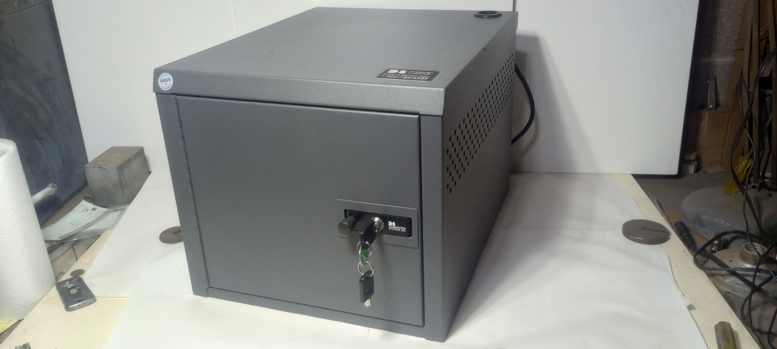 Datamation 12 Slot Laptop Capacity Locking Charging Safe 115 VAC