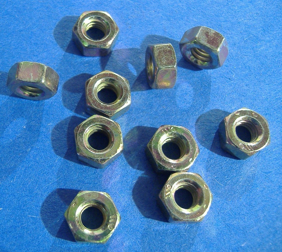 LOT OF TEN GRADE 8 FINISHED HEX NUT 1/4 - 20   HARDENED NUT