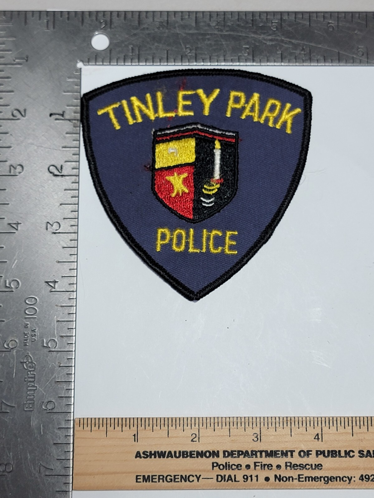 LE7 B5 Police Patch Illinois Tinley Park