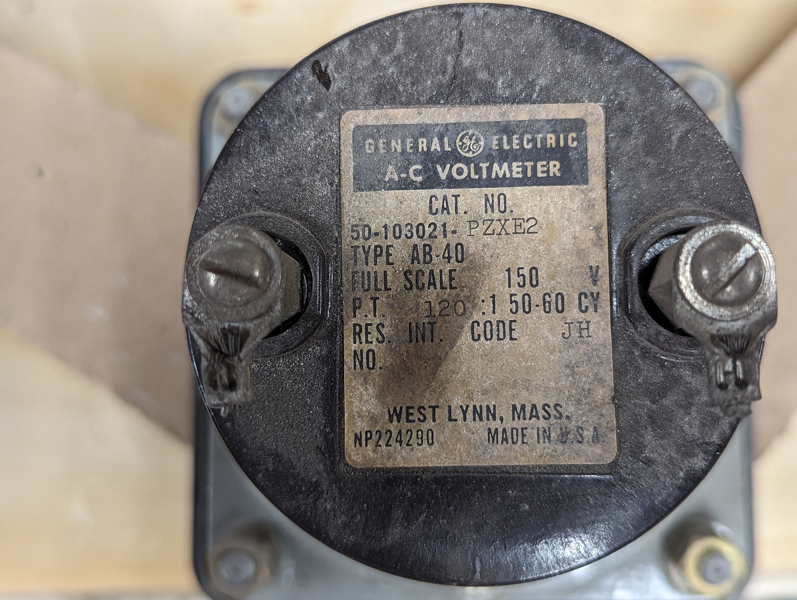 GE voltmeter AC type: AB-40 0-18kV PZXE2