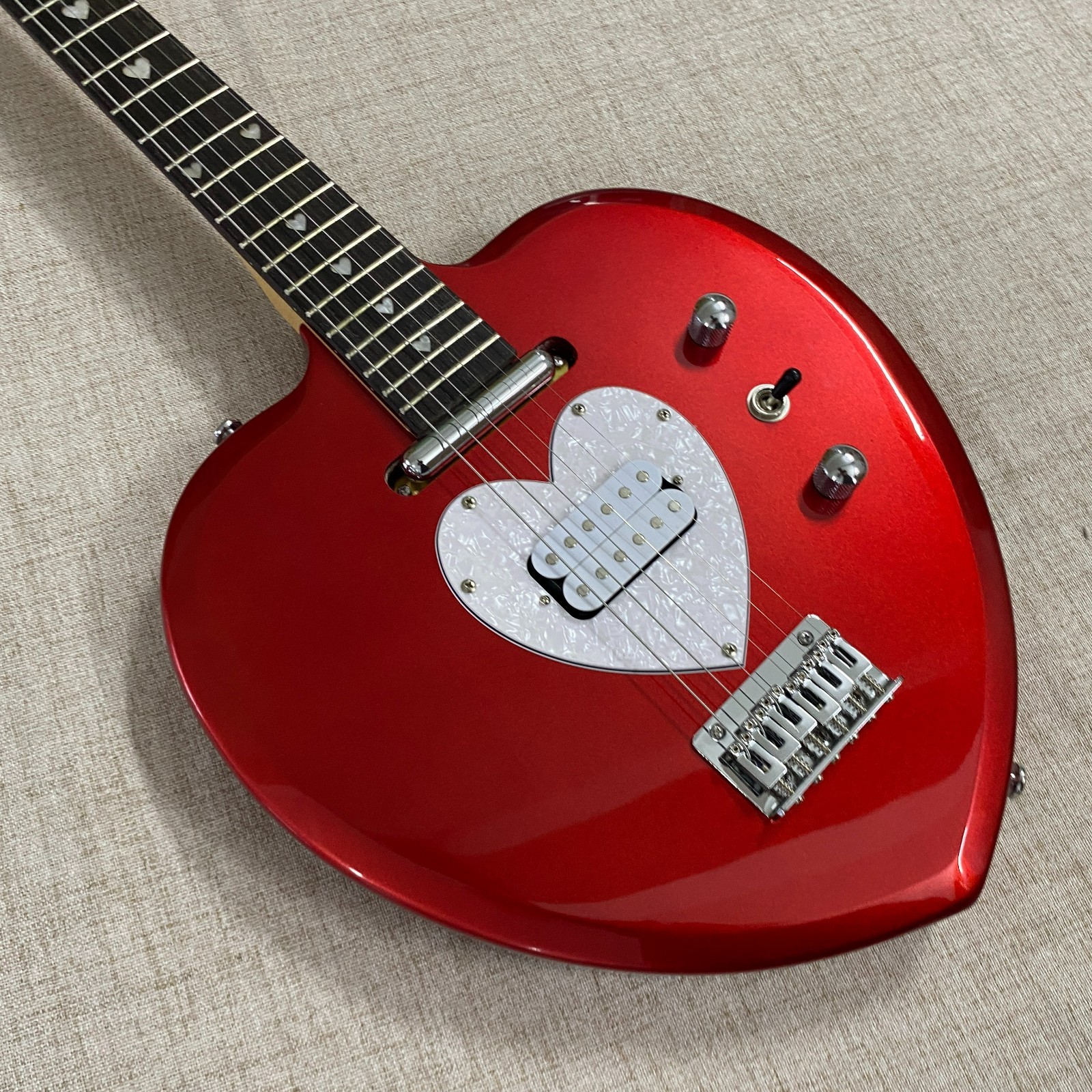 Time-limited Red Daisy Rock Heartbreaker Electric Guitar low price