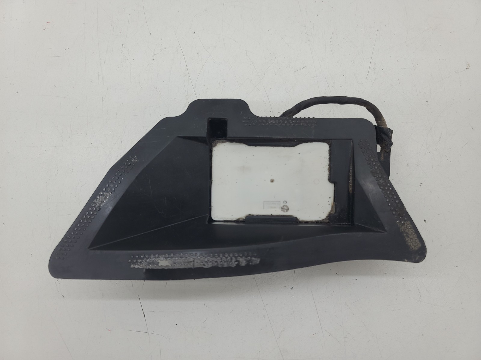 2013 -2017 GM Traverse Enclave Rear Left Object Alert Sensor Bracket 22844881