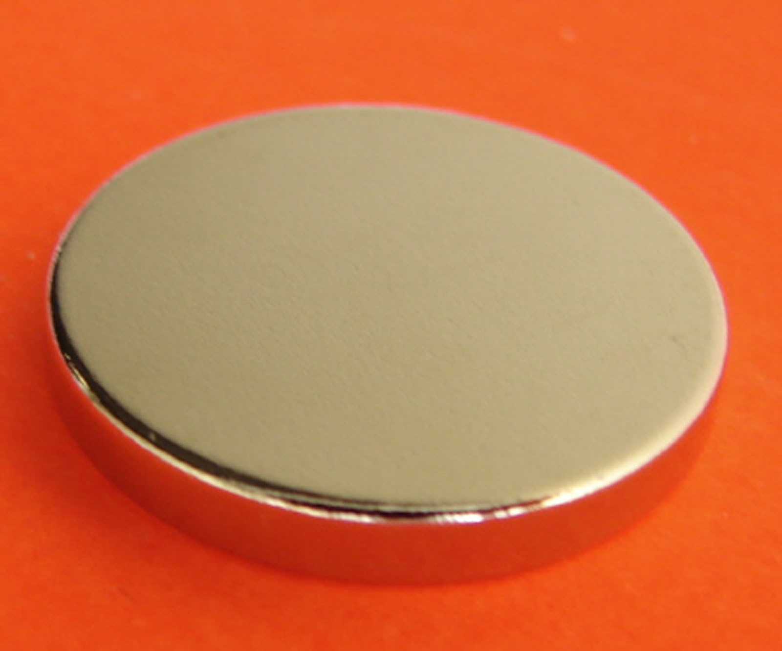 Applied Magnets® 5 Piece 5/8" x 1/8" Grade N42 Neodymium Disc Magnets