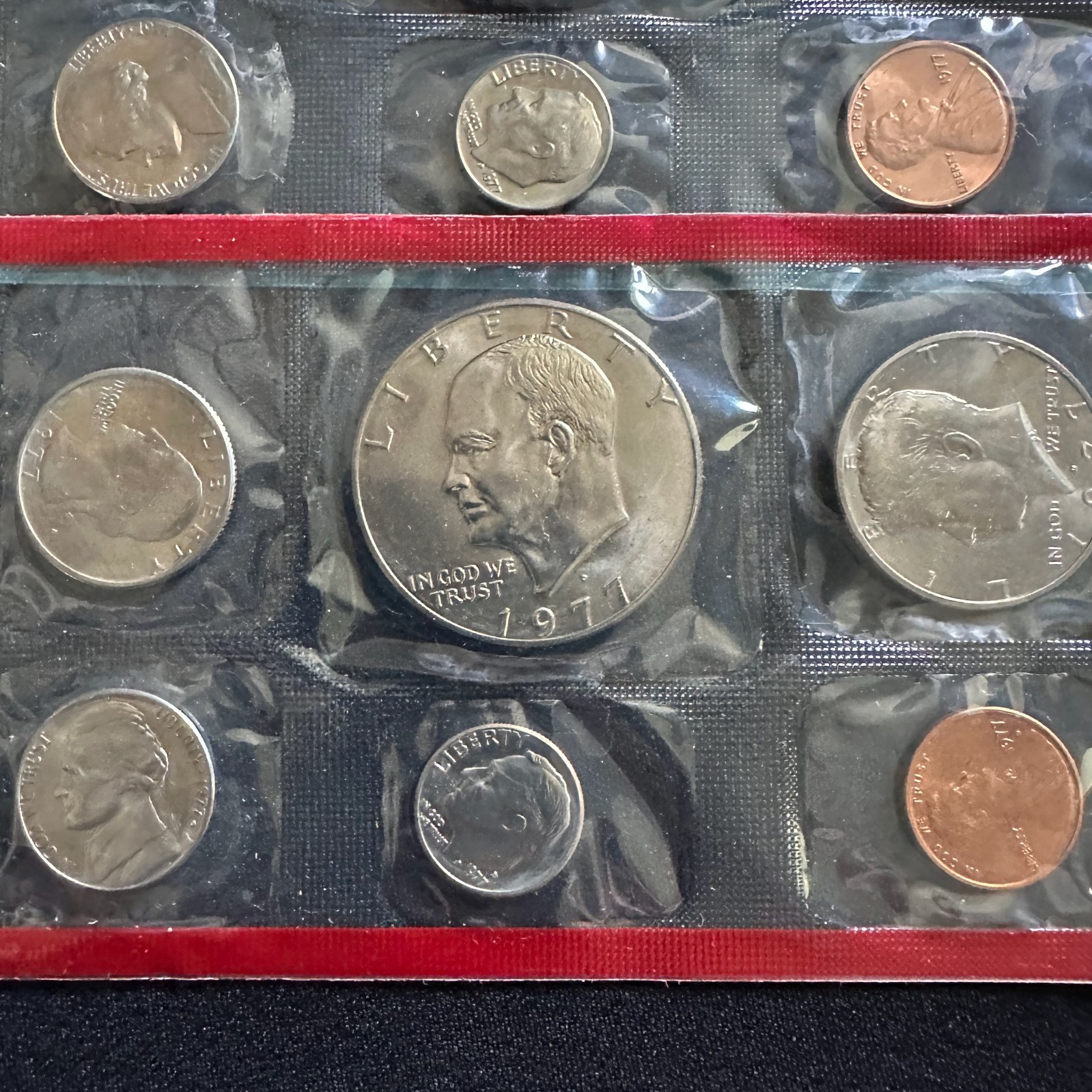 1977 Uncirculated US Mint Set P & D w/Original Gov't Packaging
