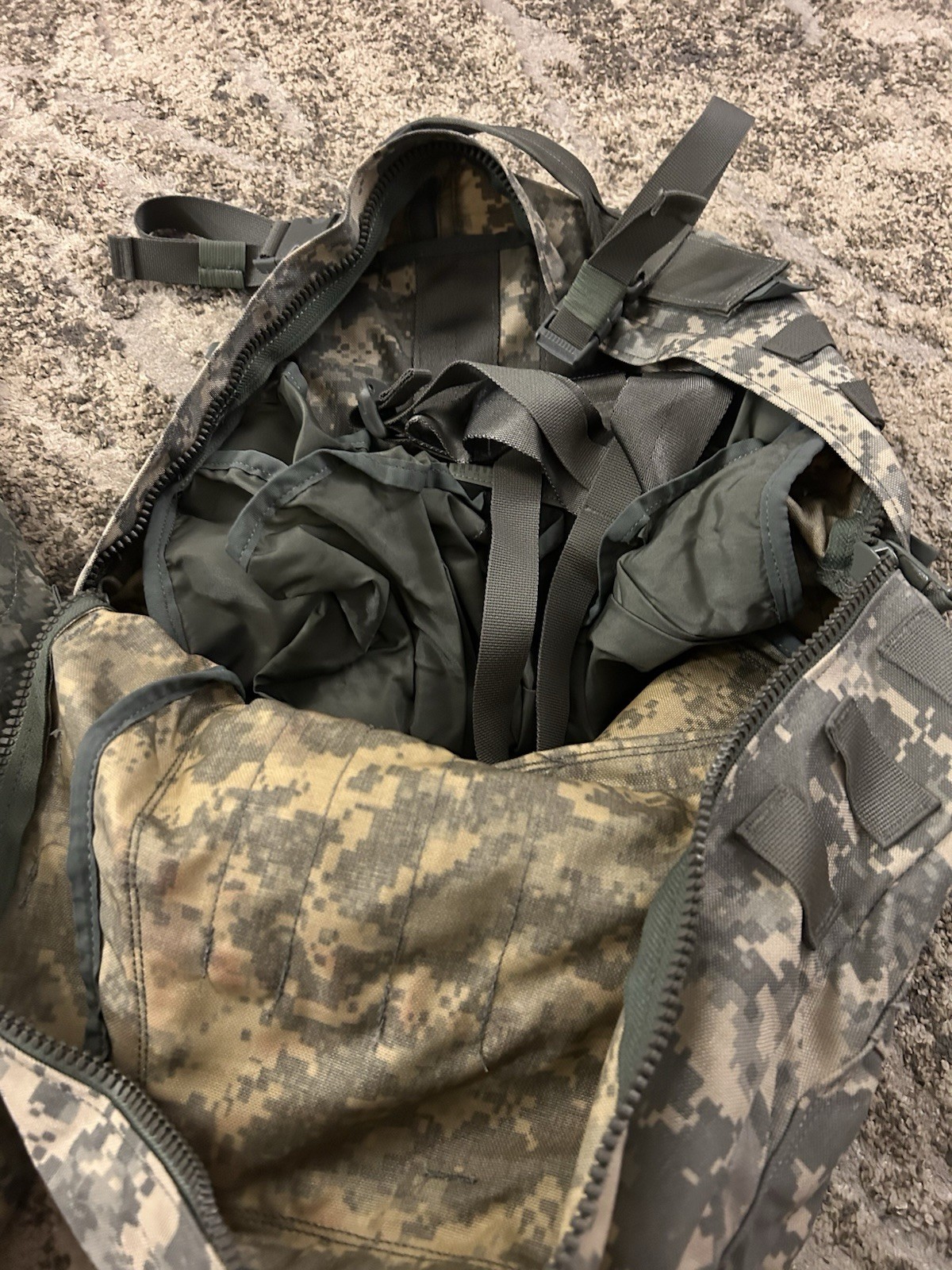 USGI OCP Multicam Molle II Medium Rucksack Backpack Assembly