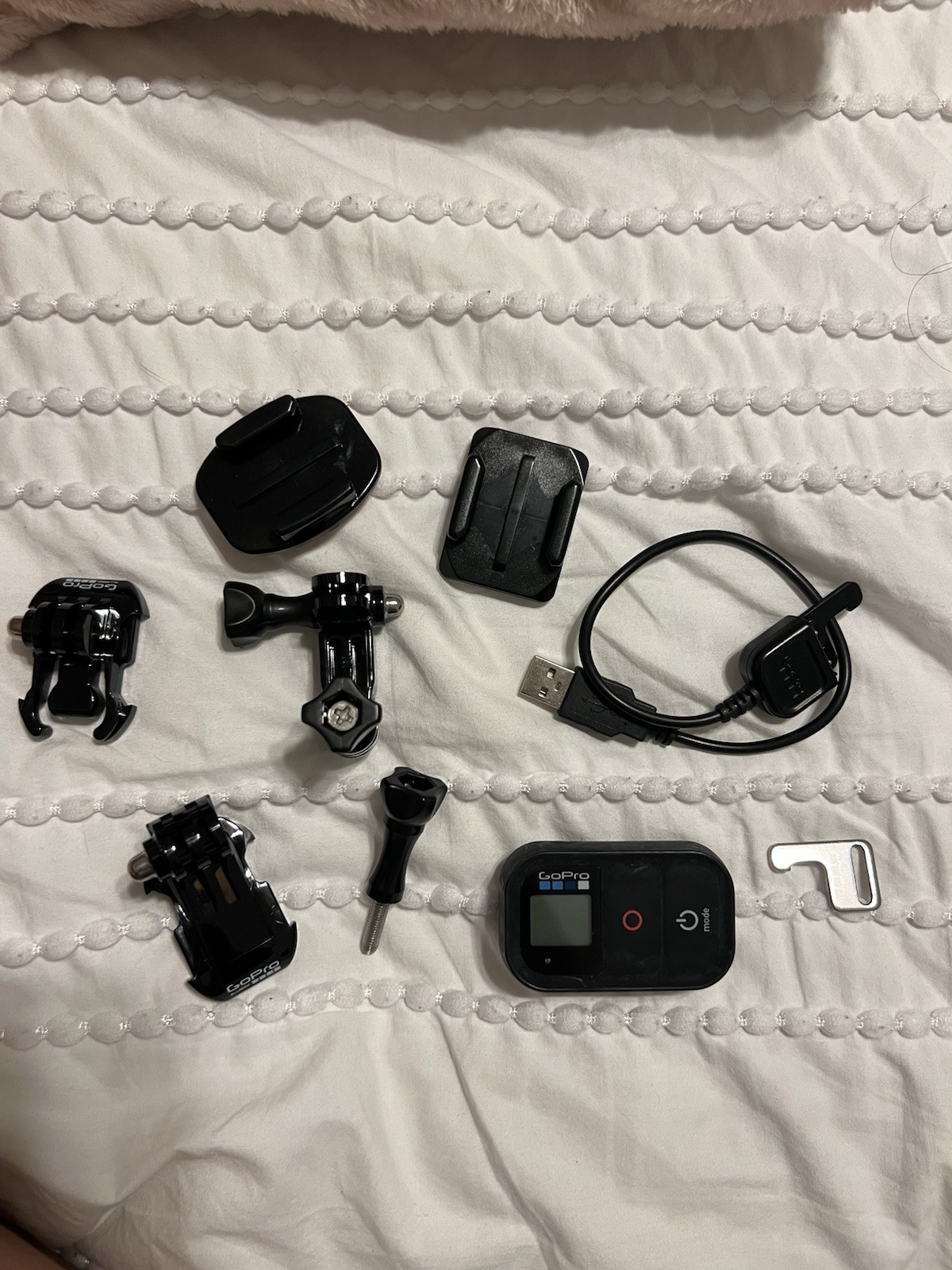 GoPro Smart Remote GO PRO 3 4 5 6 7 8 w/ USB Cable & FREE Adhesive Mounts
