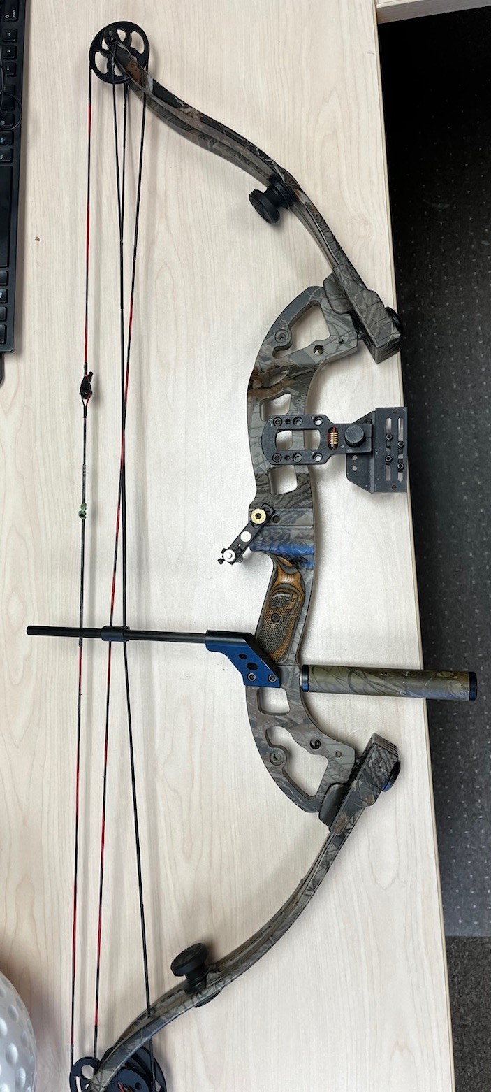 Jennings Buckmaster 2000 Compound Bow 2000 29” #70.