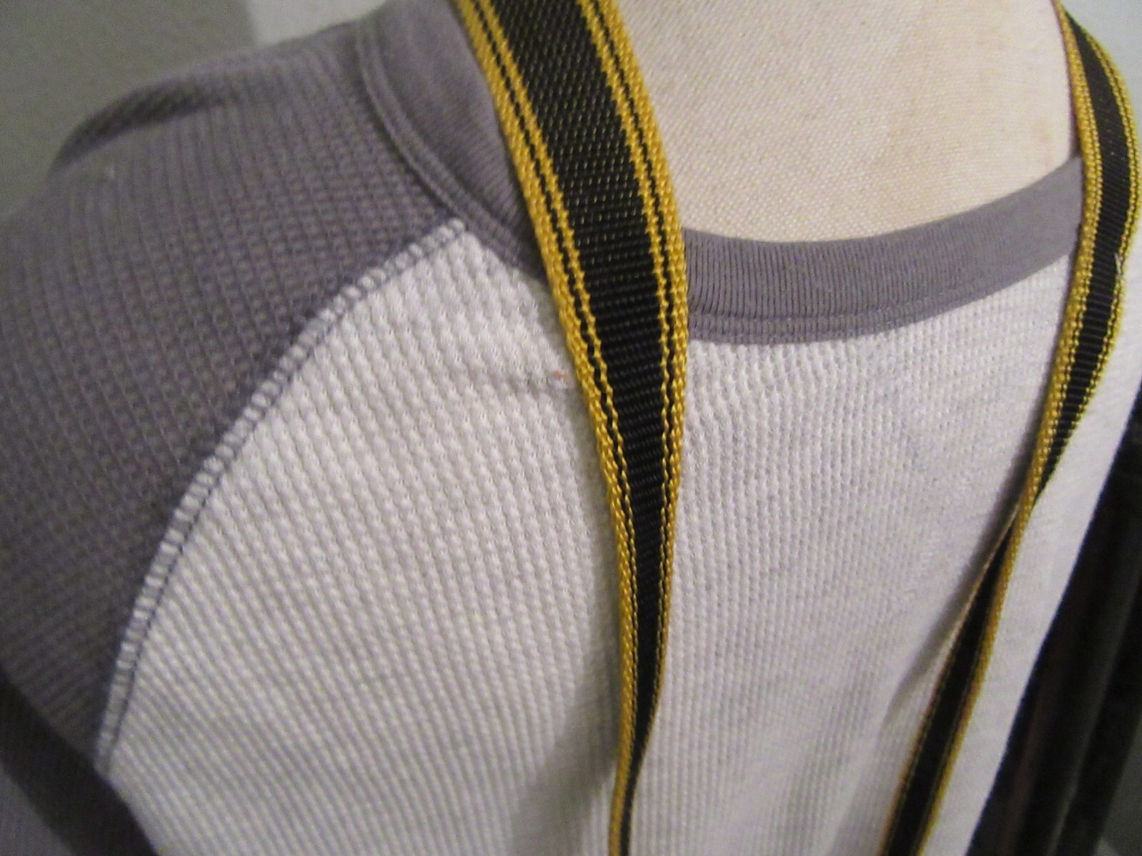 Nice Used Non-Hippie Nikon Camera Strap Looks Nice Good Condition