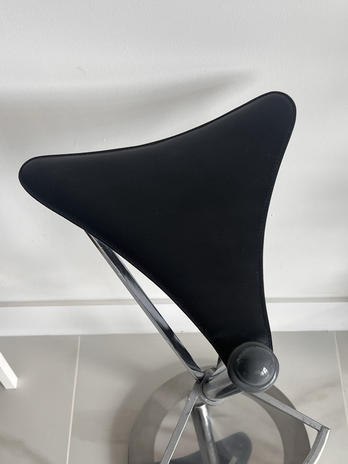 Ramon Benedito Frenesi Stool Stendig Transatlantic 1985 Aluminum Spain