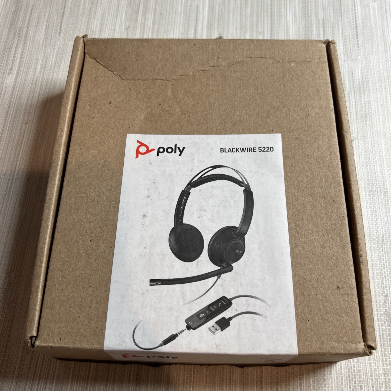 Plantronics (Poly) Blackwire 207576-01 5220 Series C5220 USB-A Binaural Headset