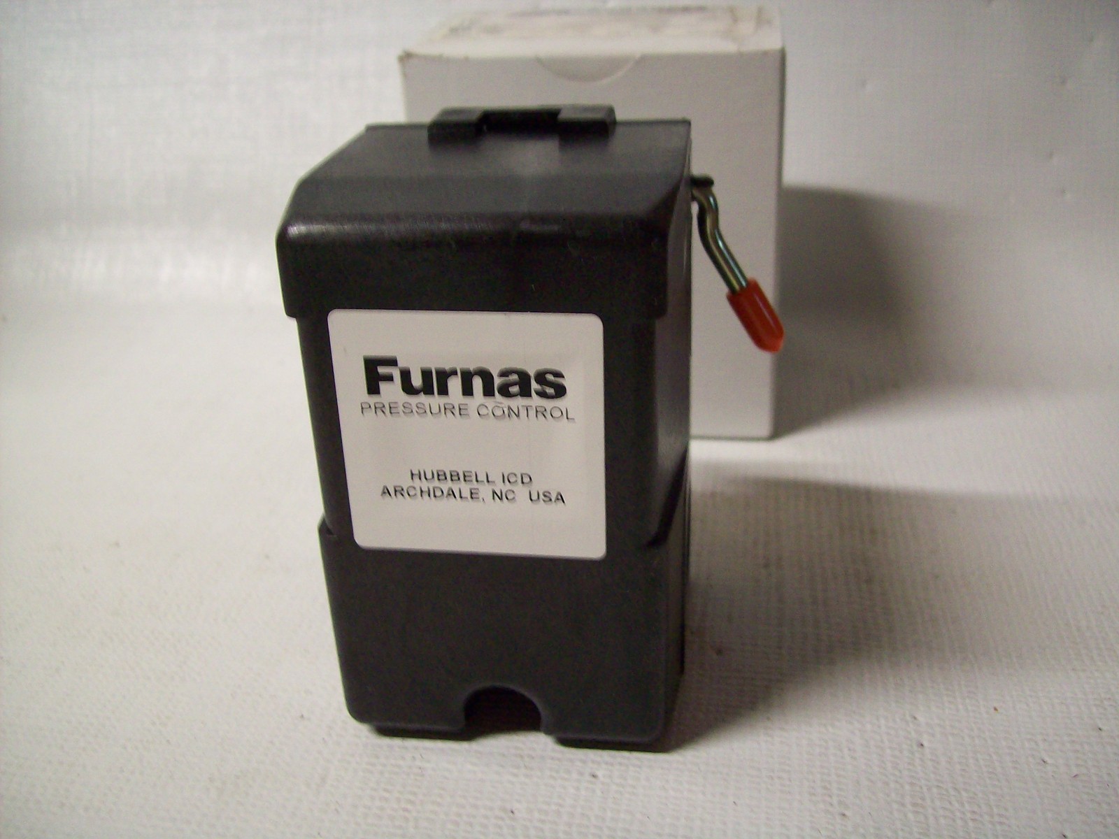 Hubbell Gard-All Pressure Switch With Reset Lever 69WECG