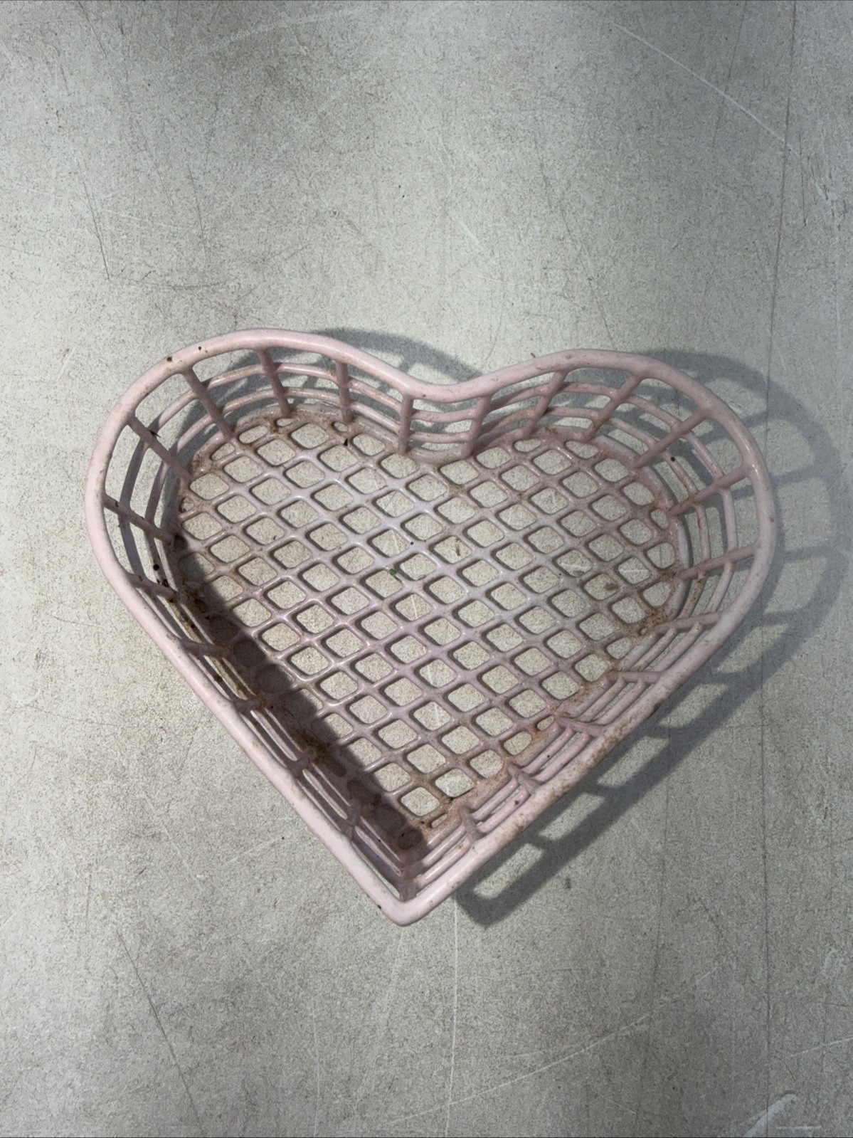 Vintage Small 5 Inch Heart Wire Basket Pink